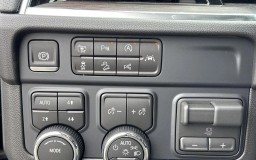 Chevrolet Suburban Premier 4WD 4dr 2026