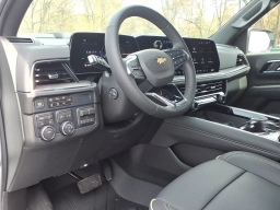 Chevrolet Suburban Premier 4WD 4dr 2026