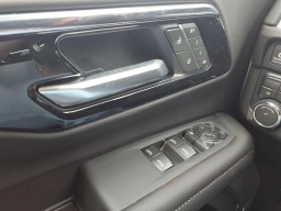 Chevrolet Suburban Premier 4WD 4dr 2026