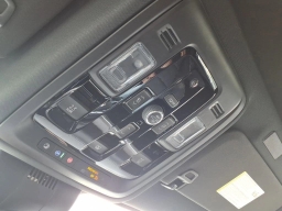 Chevrolet Suburban Premier 4WD 4dr 2026