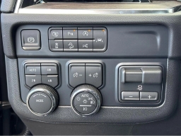 Chevrolet Suburban Premier 4WD 4dr 2026