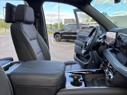 Chevrolet Suburban Premier 4WD 4dr 2026