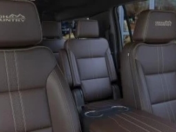 Chevrolet Suburban High Country 4WD 4dr 2026