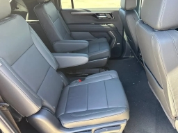 Chevrolet Suburban High Country 4WD 4dr 2026