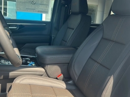 Chevrolet Suburban High Country 4WD 4dr 2026