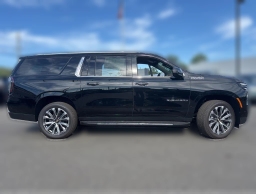 Chevrolet Suburban High Country 4WD 4dr 2026