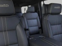 Chevrolet Suburban High Country 4WD 4dr 2026
