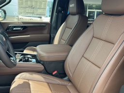 Chevrolet Suburban High Country 4WD 4dr 2026