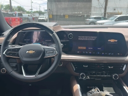 Chevrolet Suburban High Country 4WD 4dr 2026