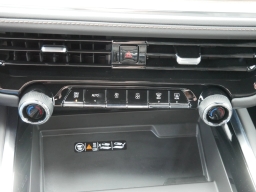 Chevrolet Suburban High Country 4WD 4dr 2026