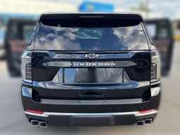 Chevrolet Suburban High Country 4WD 4dr 2026