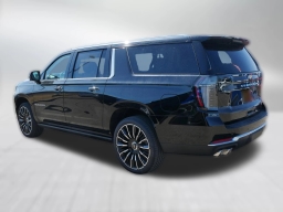 Chevrolet Suburban High Country 4WD 4dr 2026