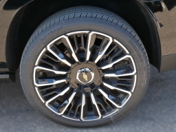Chevrolet Suburban High Country 4WD 4dr 2026