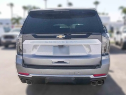 Chevrolet Suburban High Country 4WD 4dr 2026