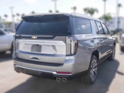 Chevrolet Suburban High Country 4WD 4dr 2026