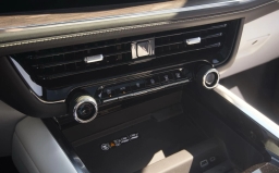 Chevrolet Tahoe Premier 4WD 4dr 2026