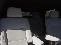 Chevrolet Tahoe Premier 4WD 4dr 2026