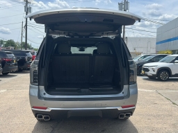 Chevrolet Tahoe High Country 4WD 4dr 2026