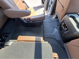 Chevrolet Tahoe High Country 4WD 4dr 2026