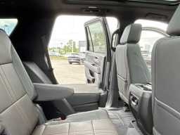 Chevrolet Tahoe High Country 4WD 4dr 2026