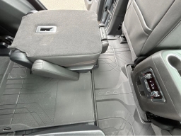 Chevrolet Tahoe High Country 4WD 4dr 2026