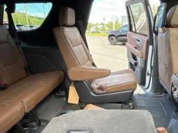 Chevrolet Tahoe High Country 4WD 4dr 2026