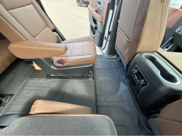 Chevrolet Tahoe High Country 4WD 4dr 2026