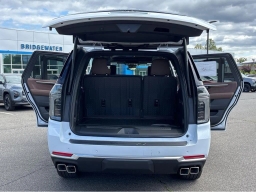 Chevrolet Tahoe High Country 4WD 4dr 2026
