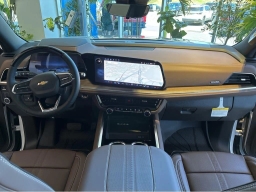 Chevrolet Tahoe High Country 4WD 4dr 2026