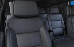 Chevrolet Tahoe High Country 4WD 4dr 2026