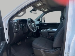 GMC Sierra 3500HD Pro 4WD Reg Cab 142" 2026