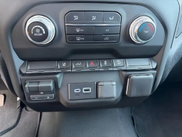 GMC Sierra 3500HD Pro 4WD Reg Cab 142" 2026