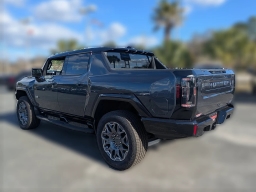 GMC HUMMER EV Pickup 3X e4WD Crew Cab 2025