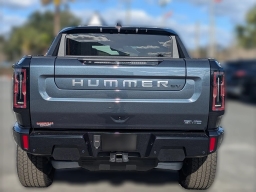 GMC HUMMER EV Pickup 3X e4WD Crew Cab 2025