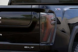 GMC Sierra 2500HD SLT 4WD Crew Cab 159" 2026