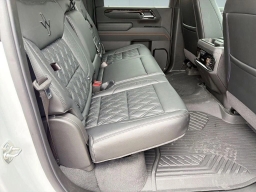 GMC Sierra 2500HD AT4 4WD Crew Cab 159" 2026