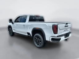GMC Sierra 2500HD AT4 4WD Crew Cab 159" 2026