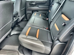 GMC Sierra 2500HD AT4 4WD Crew Cab 159" 2026