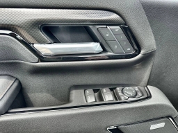 GMC Sierra 2500HD AT4 4WD Crew Cab 159" 2026