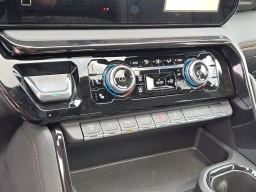 GMC Sierra 2500HD AT4 4WD Crew Cab 159" 2026