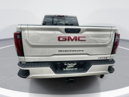 GMC Sierra 2500HD AT4 4WD Crew Cab 159" 2026