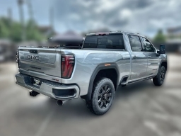 GMC Sierra 2500HD AT4 4WD Crew Cab 159" 2026