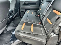 GMC Sierra 2500HD AT4 4WD Crew Cab 159" 2026