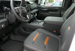 GMC Sierra 2500HD AT4 4WD Crew Cab 159" 2026