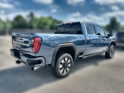 GMC Sierra 2500HD Denali 4WD Crew Cab 159" 2026