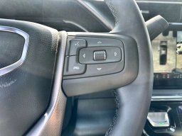 GMC Sierra 2500HD Denali 4WD Crew Cab 159" 2026