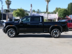 GMC Sierra 2500HD Denali 4WD Crew Cab 159" 2026