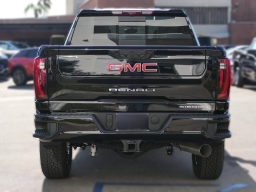 GMC Sierra 2500HD Denali 4WD Crew Cab 159" 2026