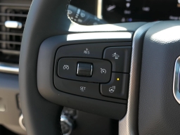 GMC Sierra 2500HD Denali 4WD Crew Cab 159" 2026