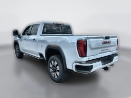 GMC Sierra 2500HD Denali 4WD Crew Cab 159" 2026